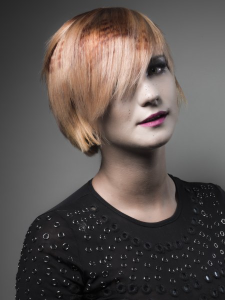 Short haircut with bold coloring