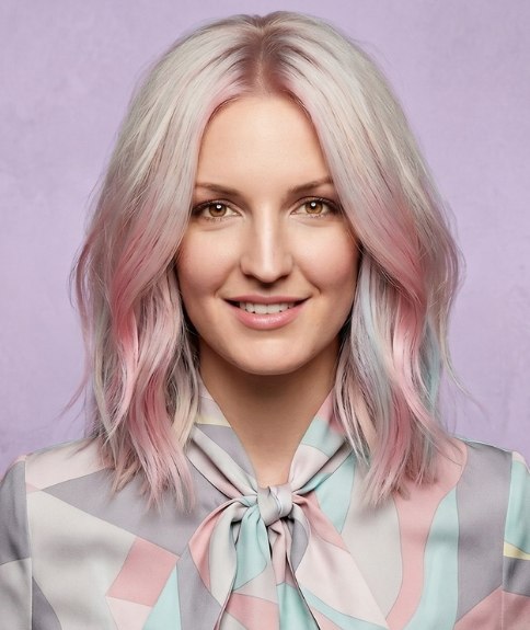 Long, below the shoulders hair with pastel colors