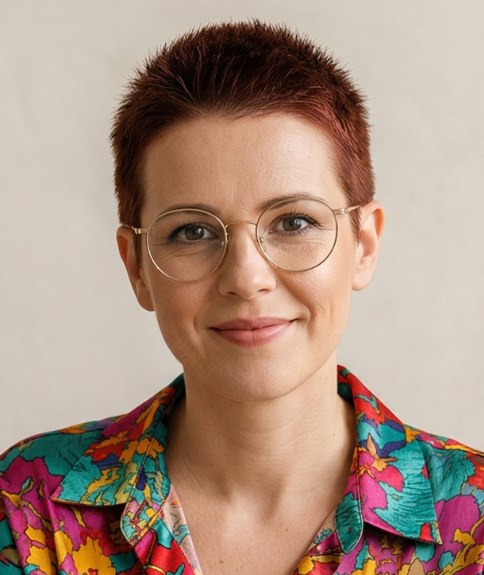 Extremely short and bold haircut for women