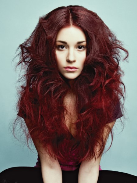 Long face-framing hairstyles