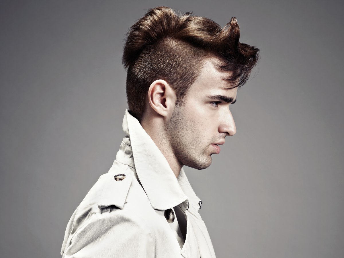 1920s Haircut For Men With Short Clipped Sides 1920s Haircut For Men With Short Clipped Sides