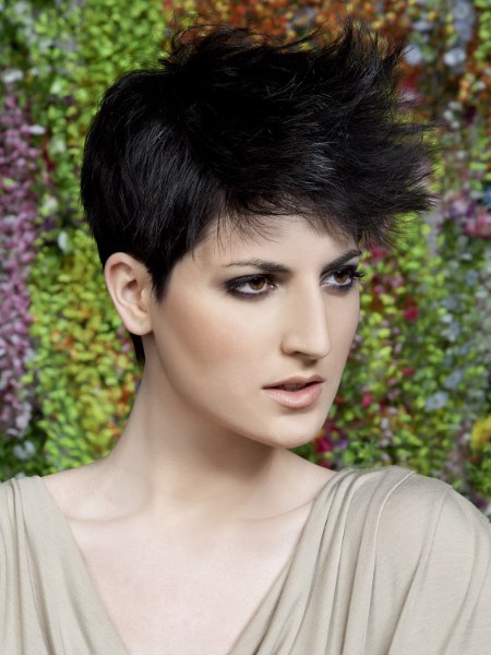 Short haircut for women