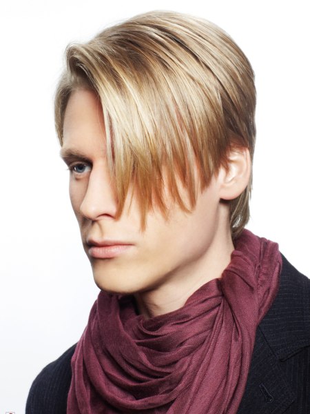 Classy and fashionable haircut fro blonde men
