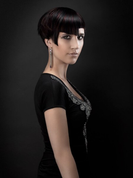 Modern short haircut with a graduated neck