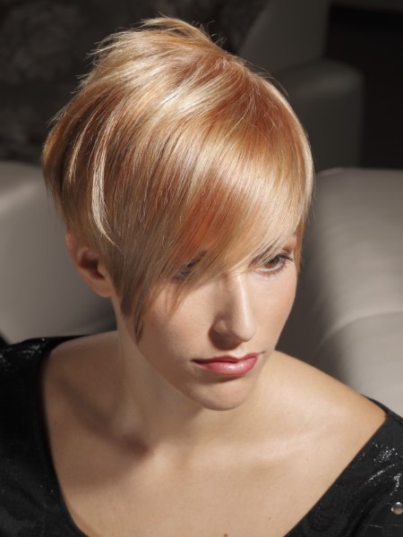 Pixie hair with an anchor point on the back of the crown