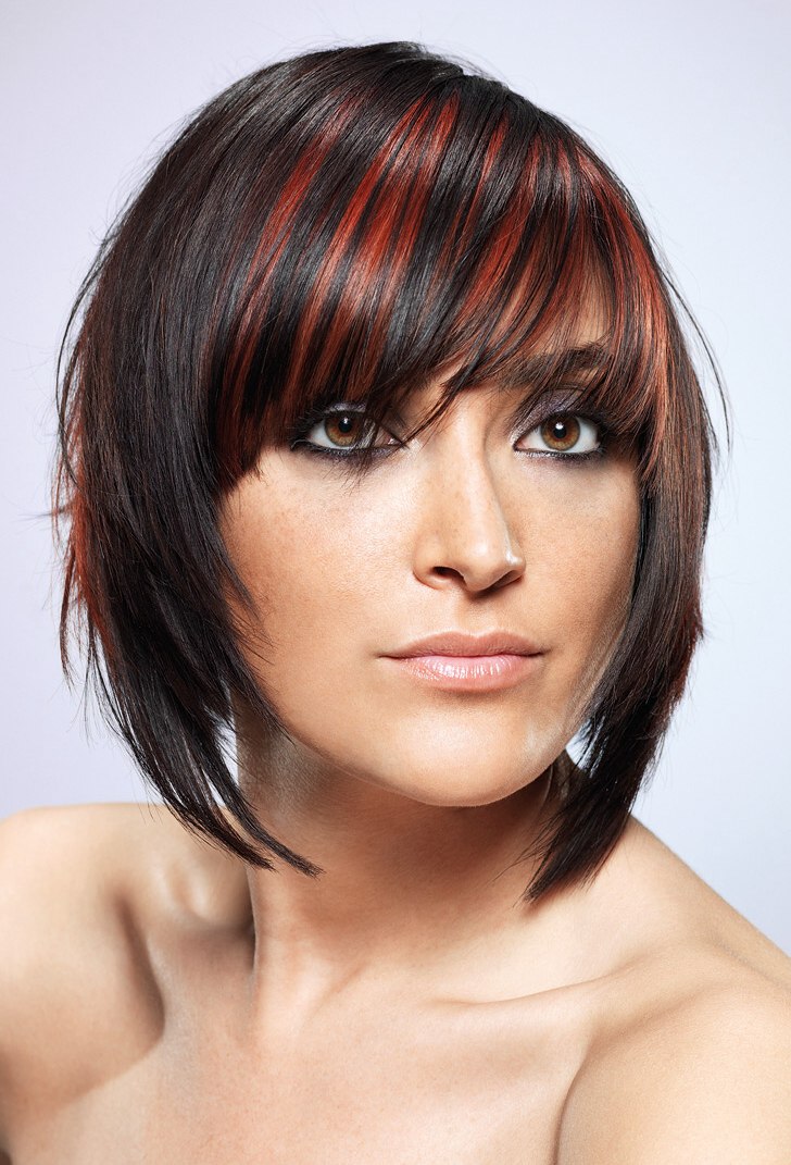 Streaked bob hairstyle, lightweight and easy to maintain