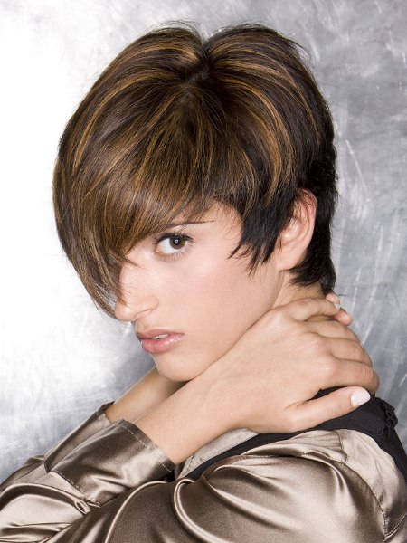 Short brown hair with highlights and a long top section