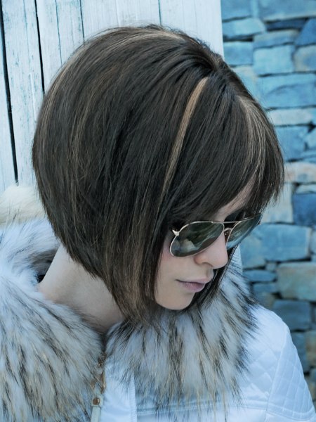 Smooth A-line bob with layers