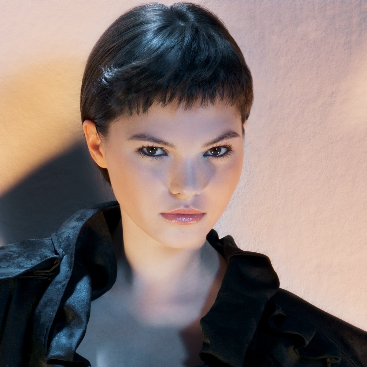 The Best Celebrity Side Swept Fringe Hairstyles Women Hairstyles