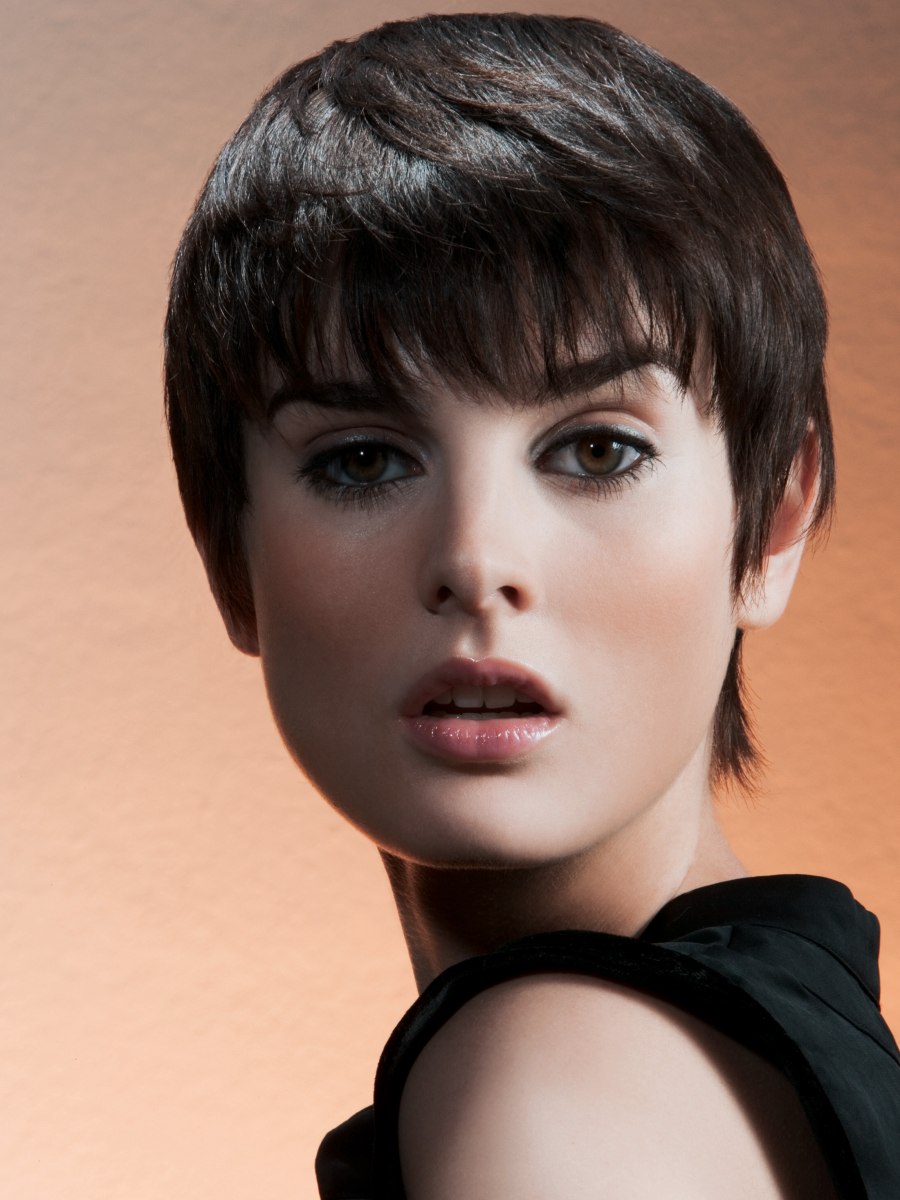 Best Short Haircuts With Bangs