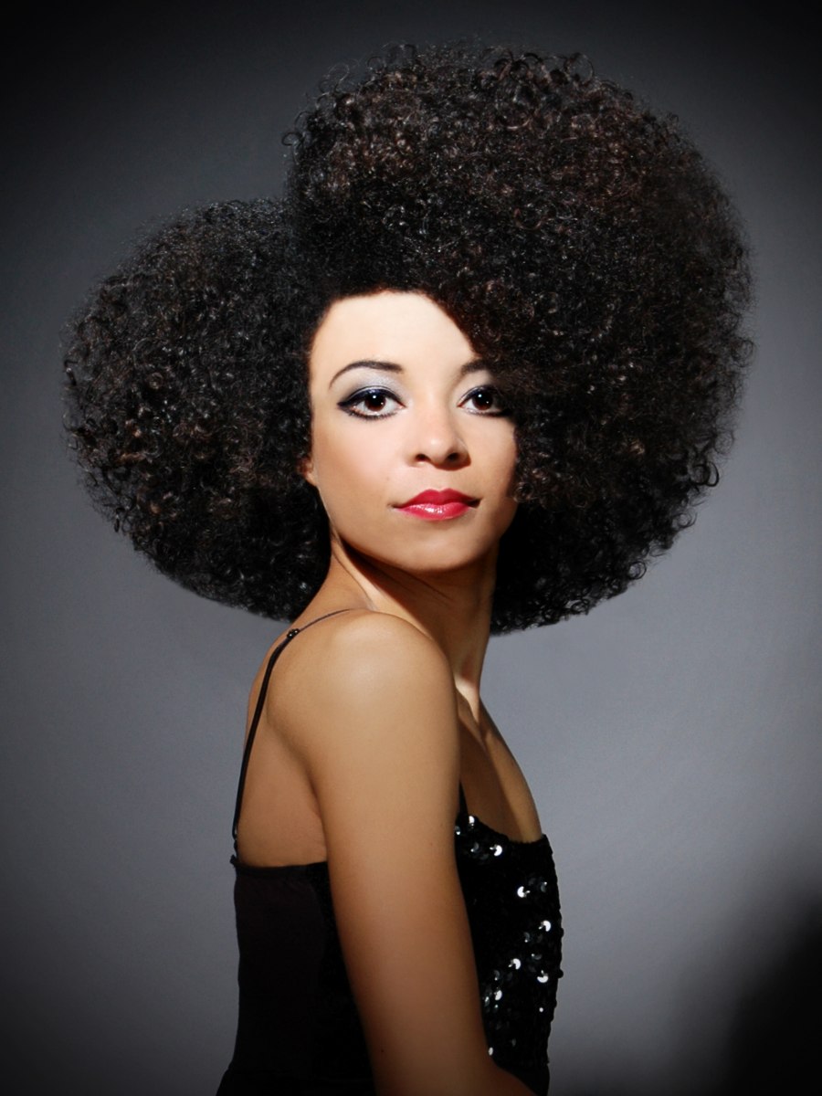 Afro style for a Diana Ross look