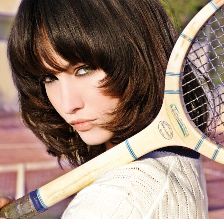 Face-framing medium-length tapered haircut