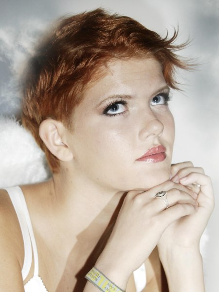 Easy-to-transform short haircut