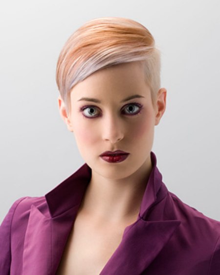 Bi-colored short haircut for modern women