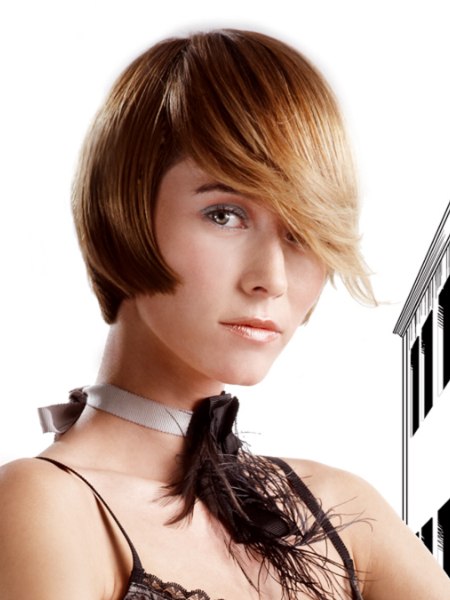 Form fitting 1930s bob with a side fringe
