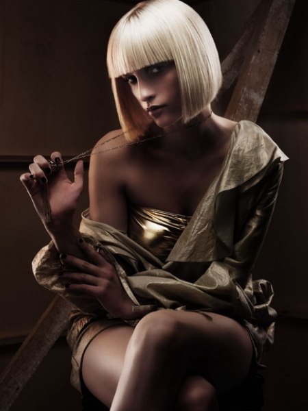 Chin-length fashion bob for silver metallic hair