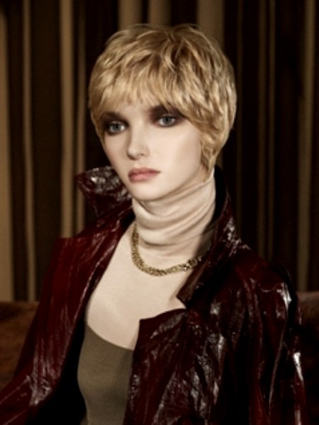 Stylish short haircut for blonde hair