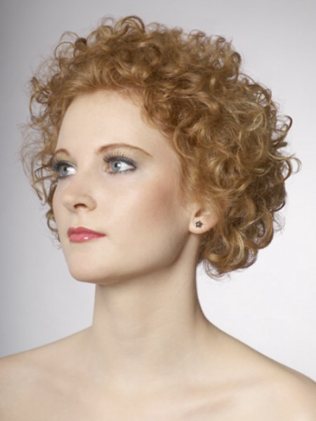 Short hairstyle with curls