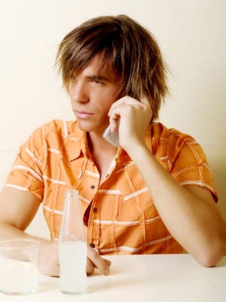 Short shag razor cut for men