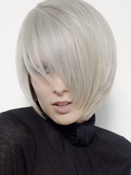 Textured bob haircut for silver hair