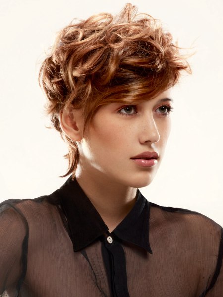 Pixie cut with curls and a slender neckline