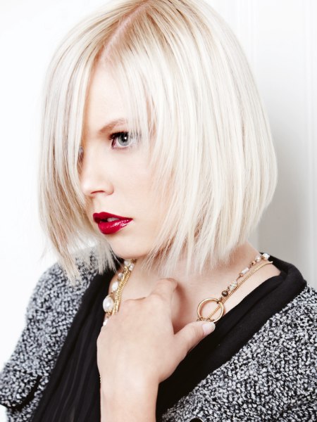 Blonde underneath the chin bob with angled lines