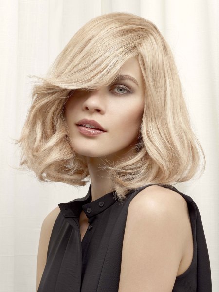 Long blonde bob with heavy waves