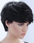 Short haircut with layers and styling with the fingers