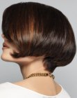 Classy and elegant short hairstyle with roundness and a graduated nape