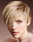 False short hairstyle with balayage highlights