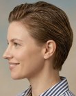 Wet-look for women with short hair