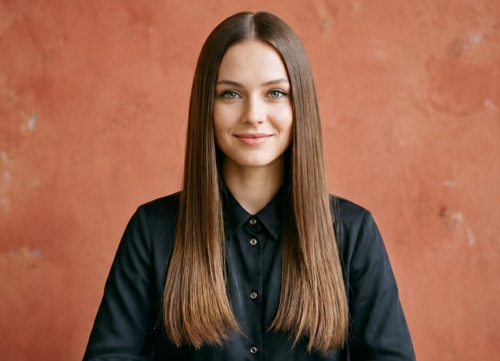 1990s hairstyle with poker-straight hair