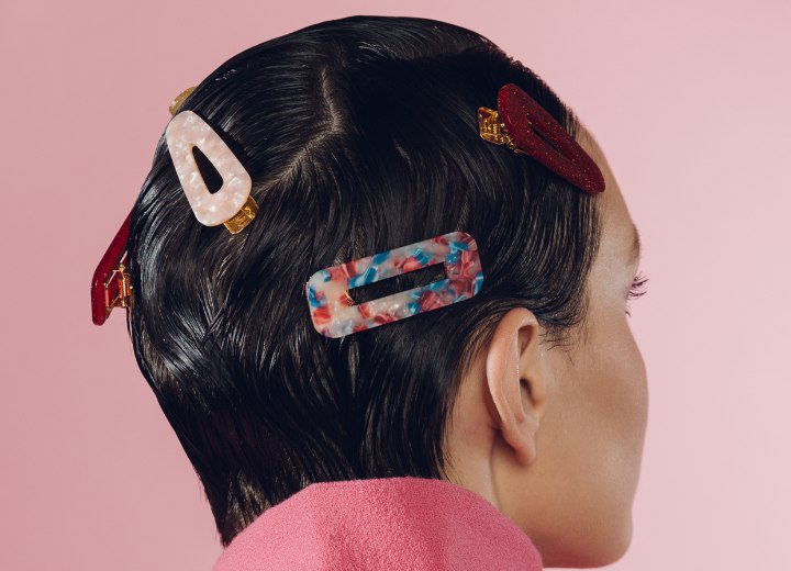 Barrettes, hair pins and hair jewelry for short hair