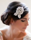 Look with a chignon and a side tiara