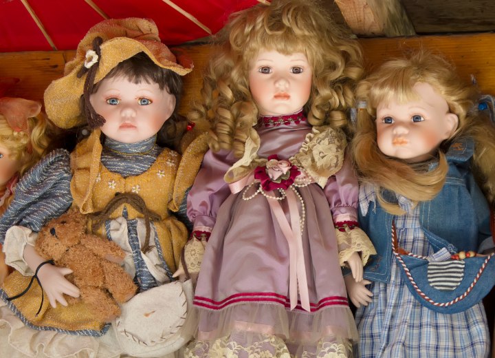 Antique dolls with different hairstyles