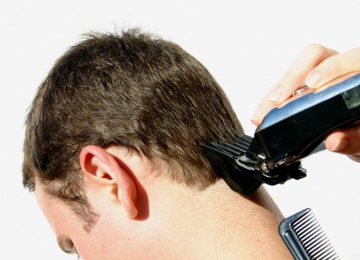 Cutting hair with clippers