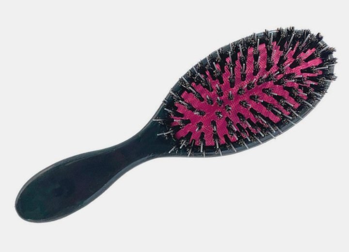 Cushion brush