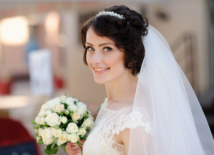 Wedding hair tips for thin hair and hair with baby fine texture