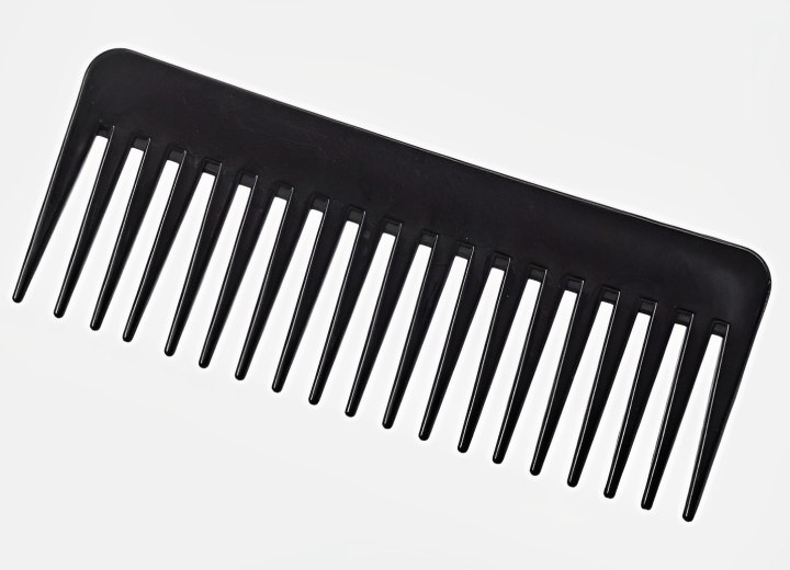 Wide-tooth comb