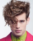 Modern cut for men with natural curls