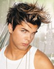 Male hair with highlights and color contrasts