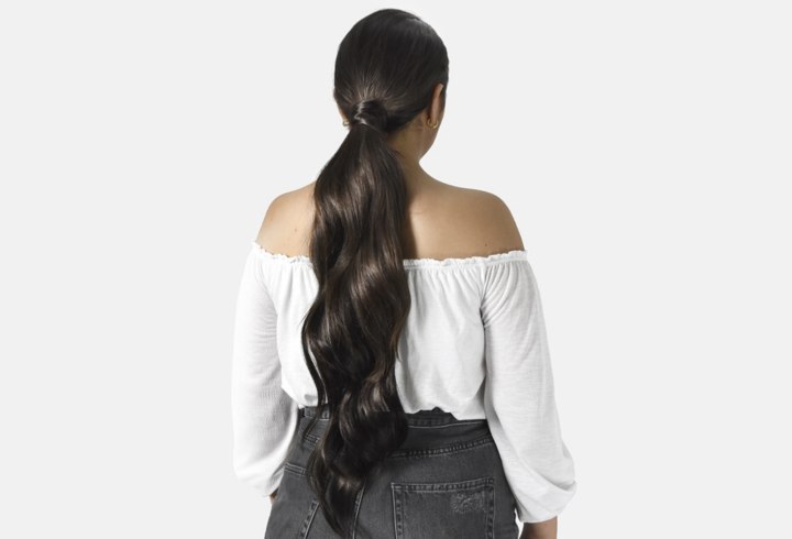 Clip in hair extensions for an extra thick ponytail