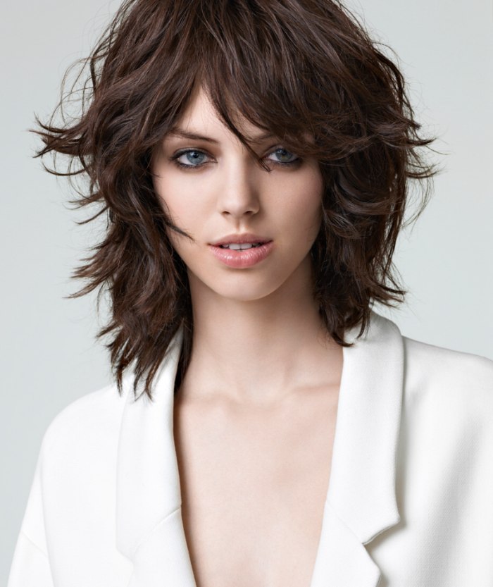 Shoulder Length Layered Hairstyle