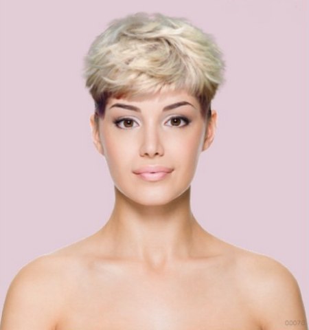 Hair simulator - Blonde pixie cut with layers