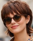 Corte de cabelo shag na altura do pesco�o
