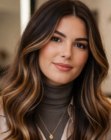 Cabelo longo com ondas suaves