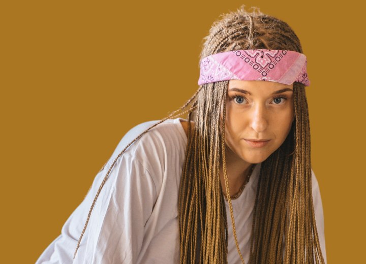 Girl wearing a bandana as an Alice band or headband