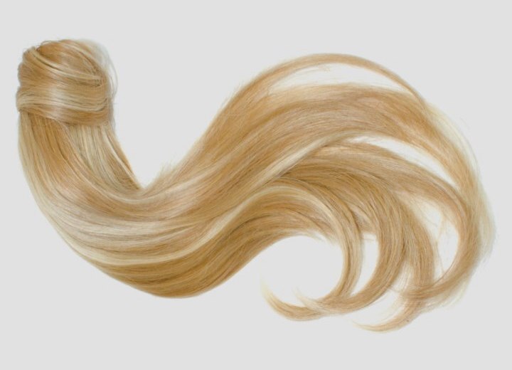 Clip-on ponytail