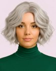 Wavy middle-of-the-neck bob