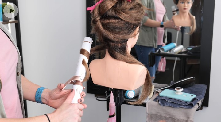 How to make beach waves with a curling iron